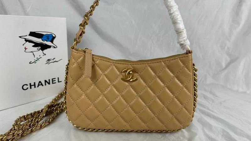 Chanel Handbags 761